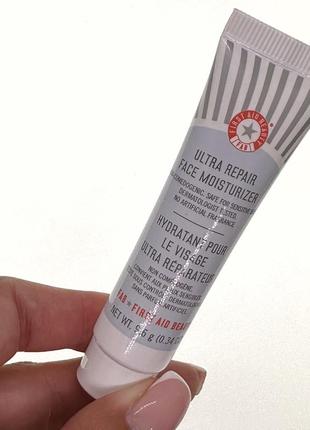 Увлажняющий крем для лица first aid beauty - ultra repair face moisturizer