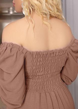 Жіноча сукня міді кольори