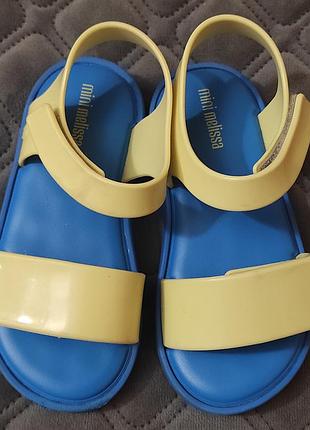 Босоніжки дитячі melissa