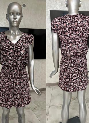 Платье в цветочный принт