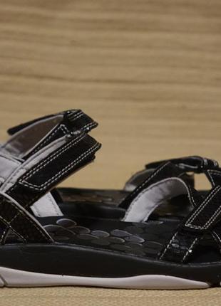 Очаровательные черные лакированные босоножки на узкую стопу clarks collection англия 37 р.