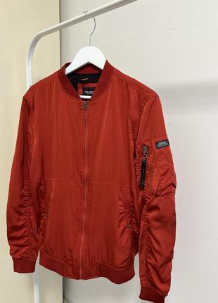 Чоловічий бомбер