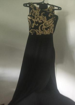 Платье вечернее с разрезом