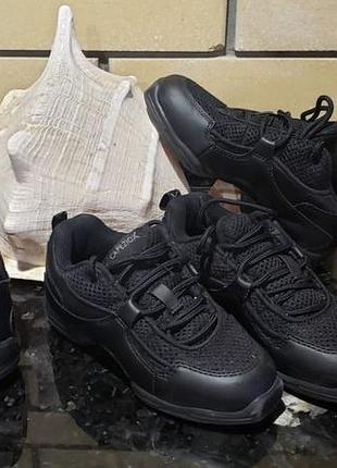 Спортивные кроссовки для танцев capezio