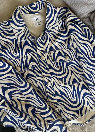 Жіноча куртка4 фото