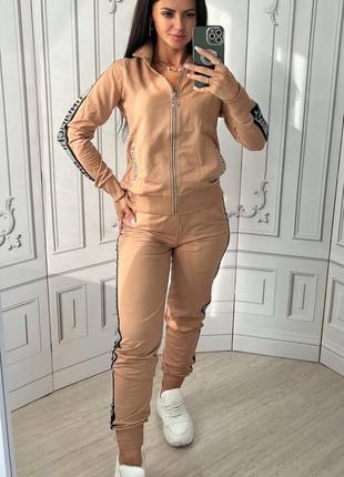 Новий сезон, спортивний костюм камні, стрази