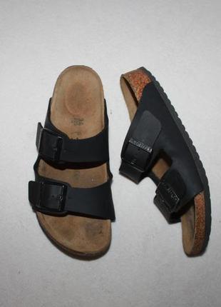 Шлепанцы сланцы фирмы birkenstock 34 размеры по стельке указано 22 см. ортопед