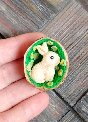 Кролик у горішку