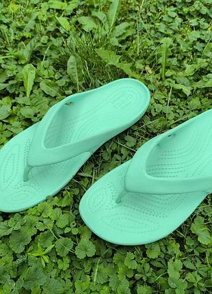 Кроксы вьетнамки шлепанцы crocs w9 наш 39