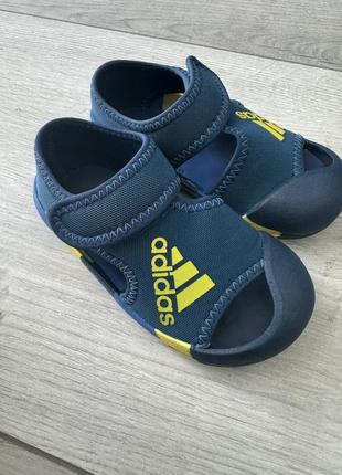 Сандалии adidas3 фото