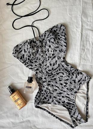 Слитный купальник с открытой спинкой topshop