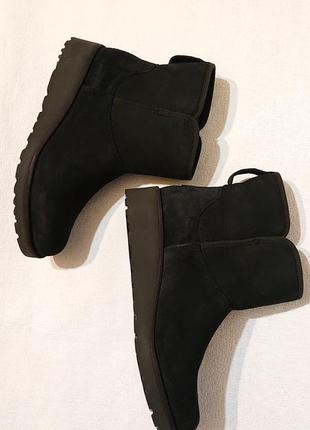 Жіночі зимові черевики уги Urban ugg us10 40 41 замша оригінал