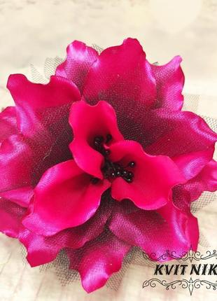 Лилия. красивый крупный цветок7 фото