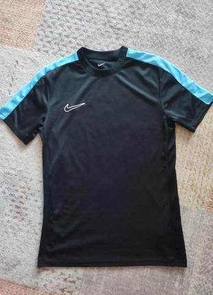 Спортивна футболка nike4 фото