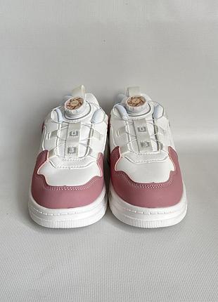 Дитячі кросівки