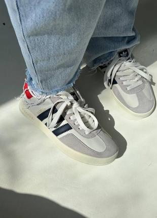 Женские кроссовки adidas