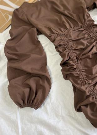 Нове коричневе плаття з драпіруванням від prettylittlething4 фото