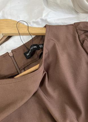 Нове коричневе плаття з драпіруванням від prettylittlething3 фото