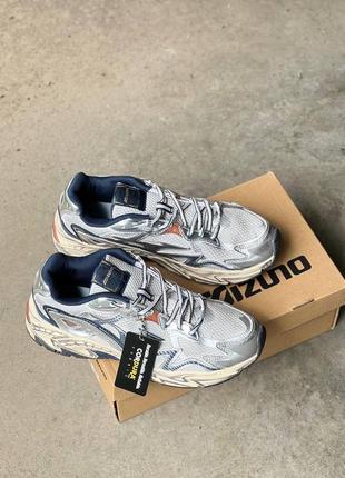 Кросівки mizuno
