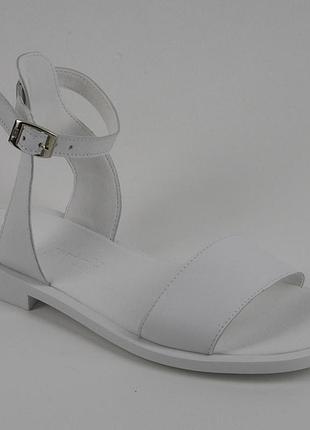 Босоніжки жіночі шкіряні 339707 р.37 (24) fashion білий