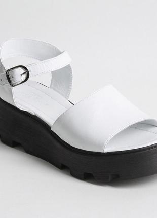 Босоніжки жіночі шкіряні 340164 р.37 (24) fashion білий