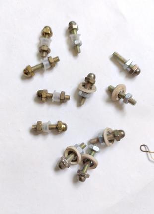 Болтики декоративні до люстри. кріплення до плафону ракушка.
