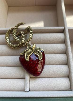 Брошка клубника ♥️♥️♥️