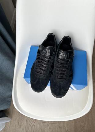 Adidas gazelle новые