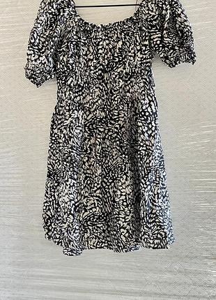 Літня сукня