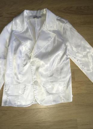 Белый пиджак размер 36 /s