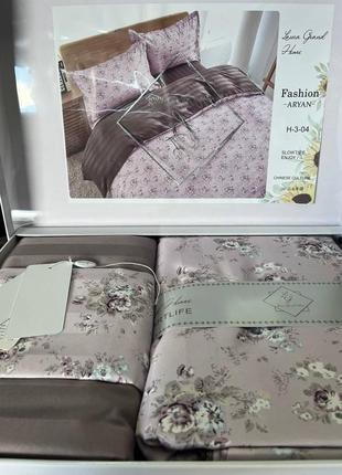 Постільна білизна страйп- сатин з квітковим принтом 🌺🥰