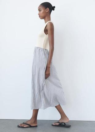Комбінована сукня з трикотажним верхом та смугастим низом від zara, розмір s**