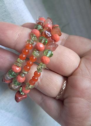 Браслет - натуральные камушки и бусины