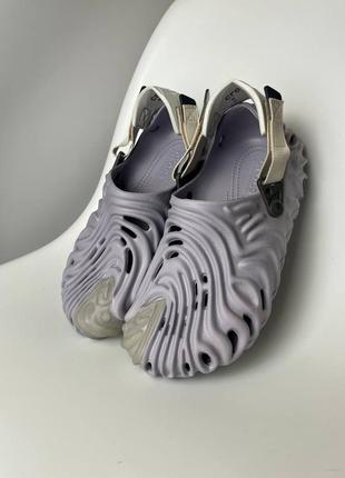 Crocs frozen sandals hot sale