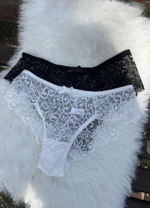 Комплект из двух кружевных трусиков