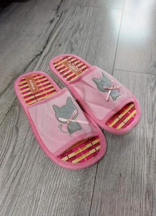 Тапочки женские