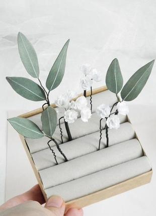 Шпильки для волосся з білими квітами та евкаліптом весільні шпильки1 фото