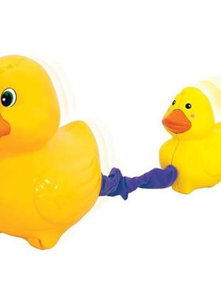 Игрушка-каталка kiddieland уточка с утенком механическая н4781