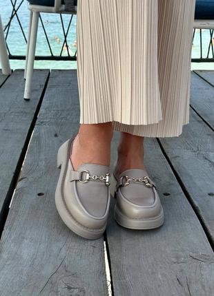 Беж якісні натуральні шкіряні мюлі/закриті шльопанці/шльопки/лофери 35.5-40