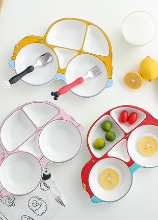 Тарелка детская на 5 секций машинка 14119 27.5х19 см красная