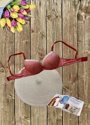 Бюстгальтер