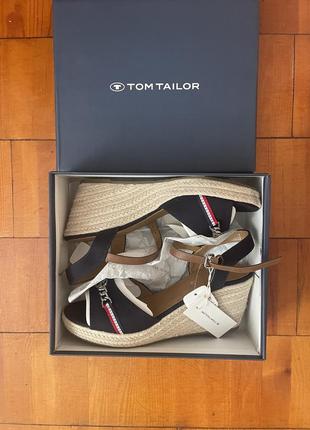 Новые босоножки бренда tom tailor