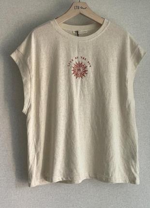 Pull&bear t-shirt нова футболка