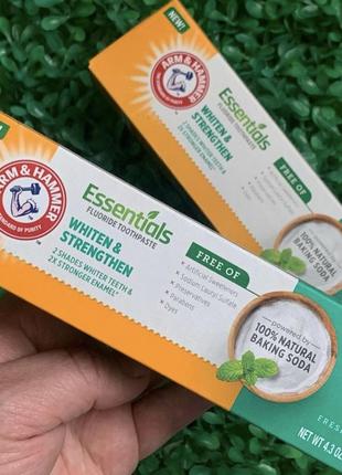Arm & hammer, зубна паста з незамінними фторами, свіжа мʼята, 121г