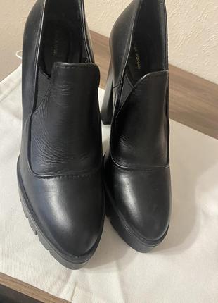 Кожаные ботильоны