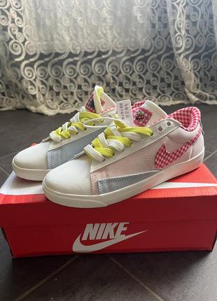 Кроссовки nike dj5055-806