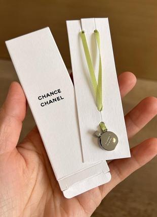 Брелок vip gift в коробке .chance