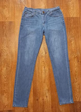Мужские джинсы . чоловічі джинси .