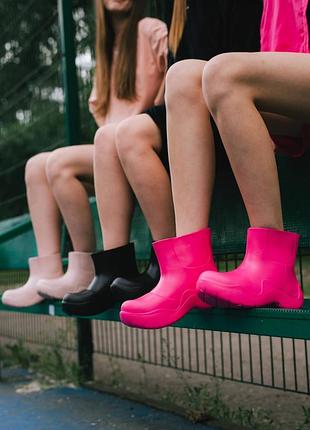 Женские / мужские / детские резиновые сапоги (калоши) черного цвета2 фото