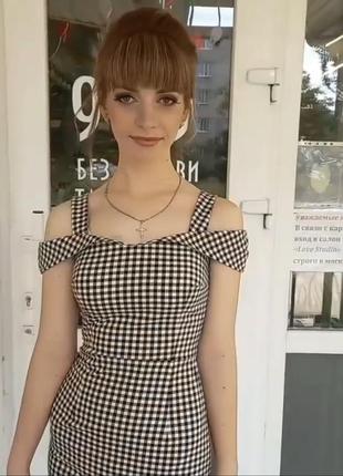 Платье на выпускной и каждый день)